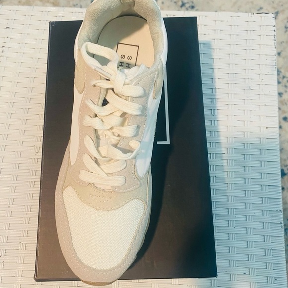 ShuShop Womens Cream and White Sneakers - Picture 3 of 3